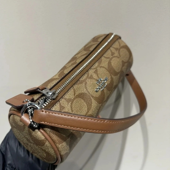 Nolita Barrel Bag In Signature Canvas - Picture 9 of 10